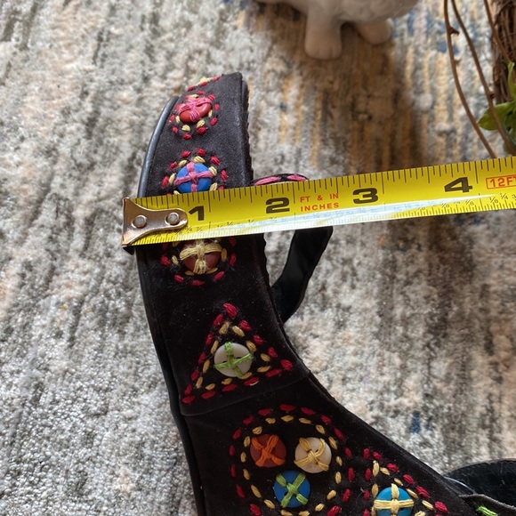 Platform Wedges, Sandals. Multi-Color Embroidery & Buttons. Sam Edelman. Size 7 - Picture 8 of 13